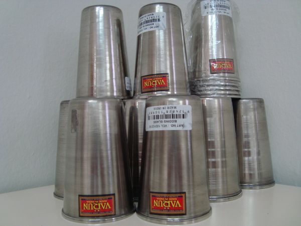 Copos em aço inox 12 unidades